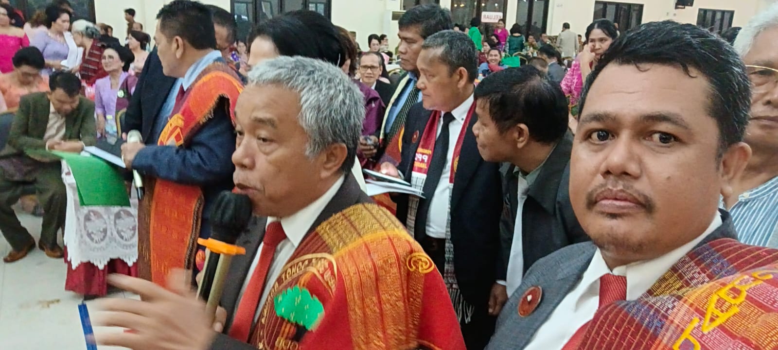 Pesta Adat Clarita br Pasaribu dan Cris Siregar tgl 16 November di Gedung Nahanson Jatiasih Bekasi