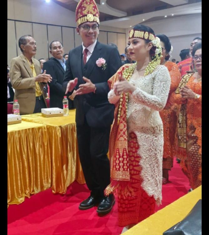 Pesta Adat Gilbert Pasaribu dengan Widyanti br Pangaribuan
